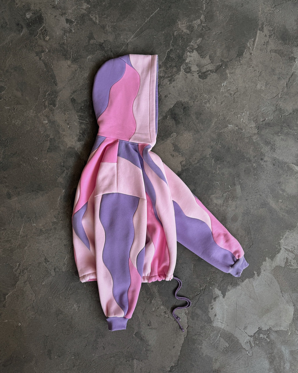 (pre-order) Klyro's Wavey Hoodie