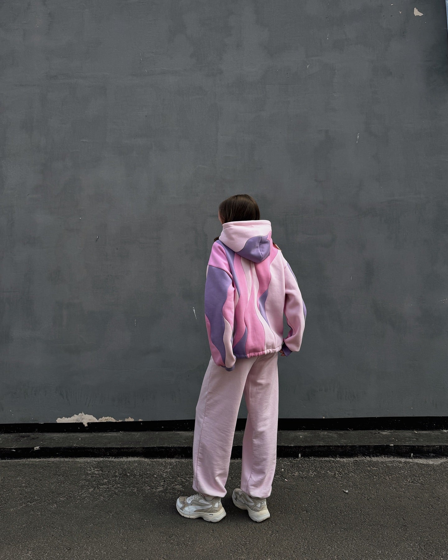 (pre-order) Klyro's Wavey Hoodie