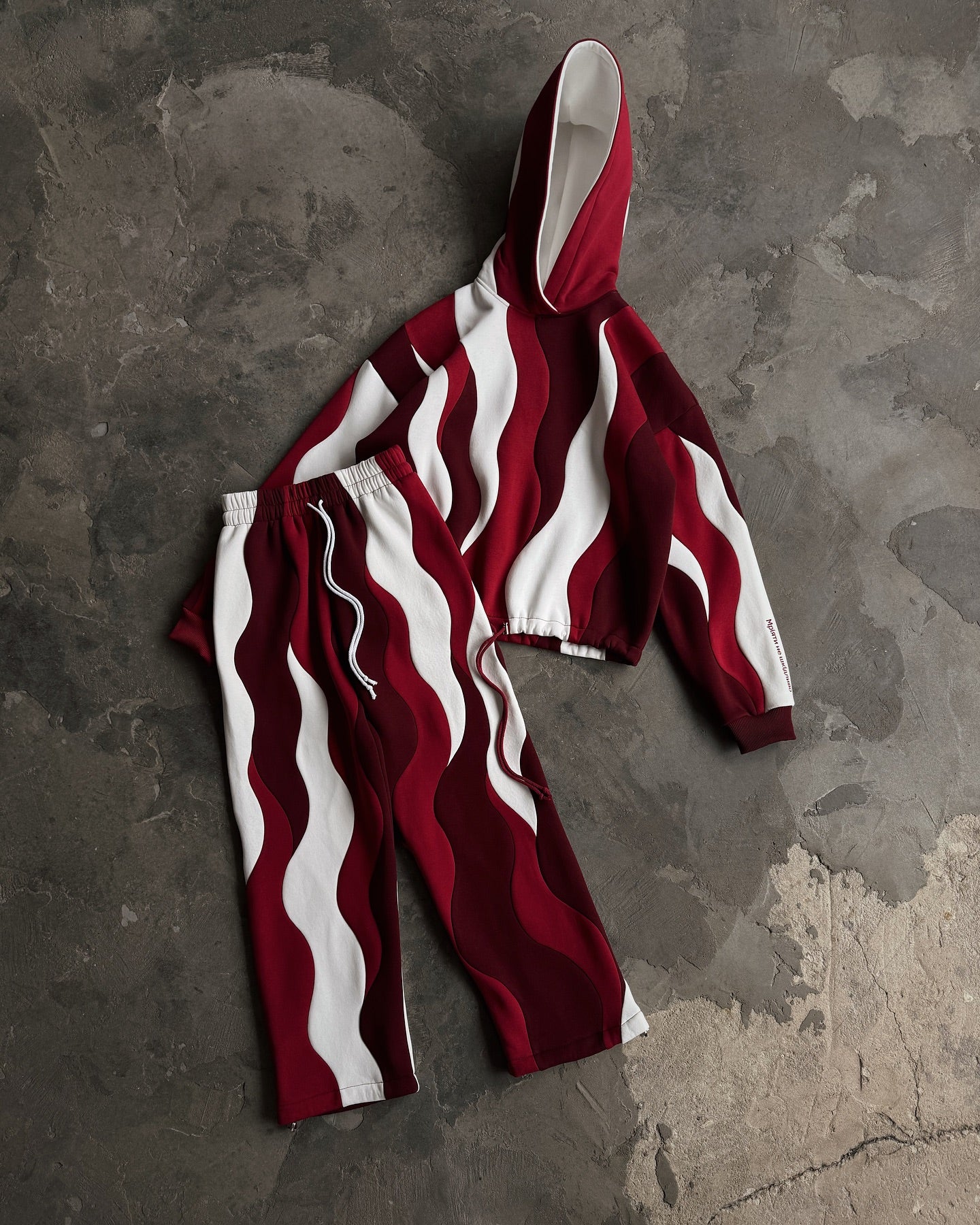 KLYRO'S WAVEY SWEAT SET
