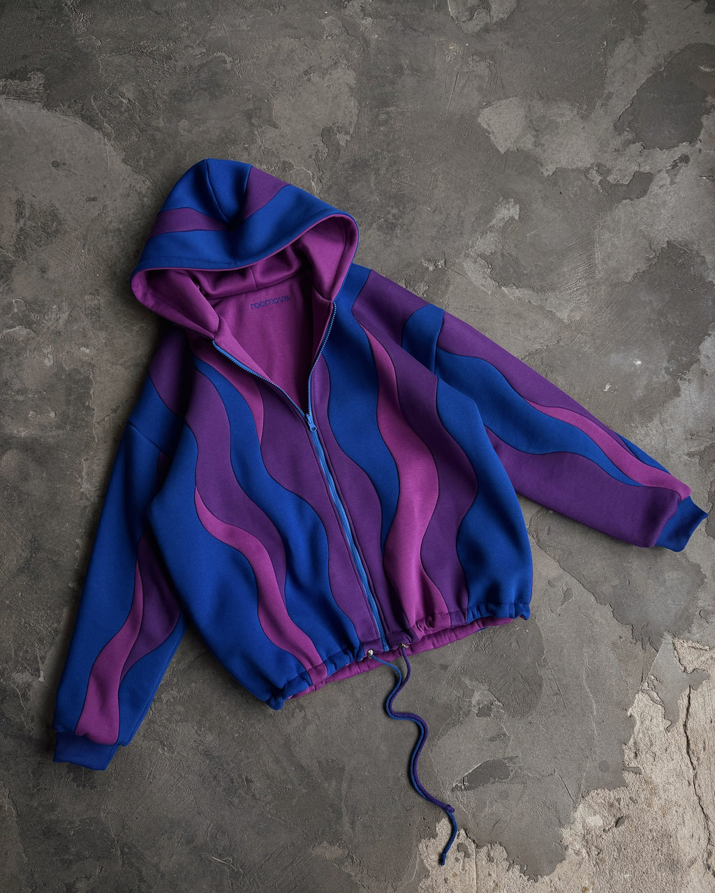(pre-order) Klyro's Wavey Hoodie