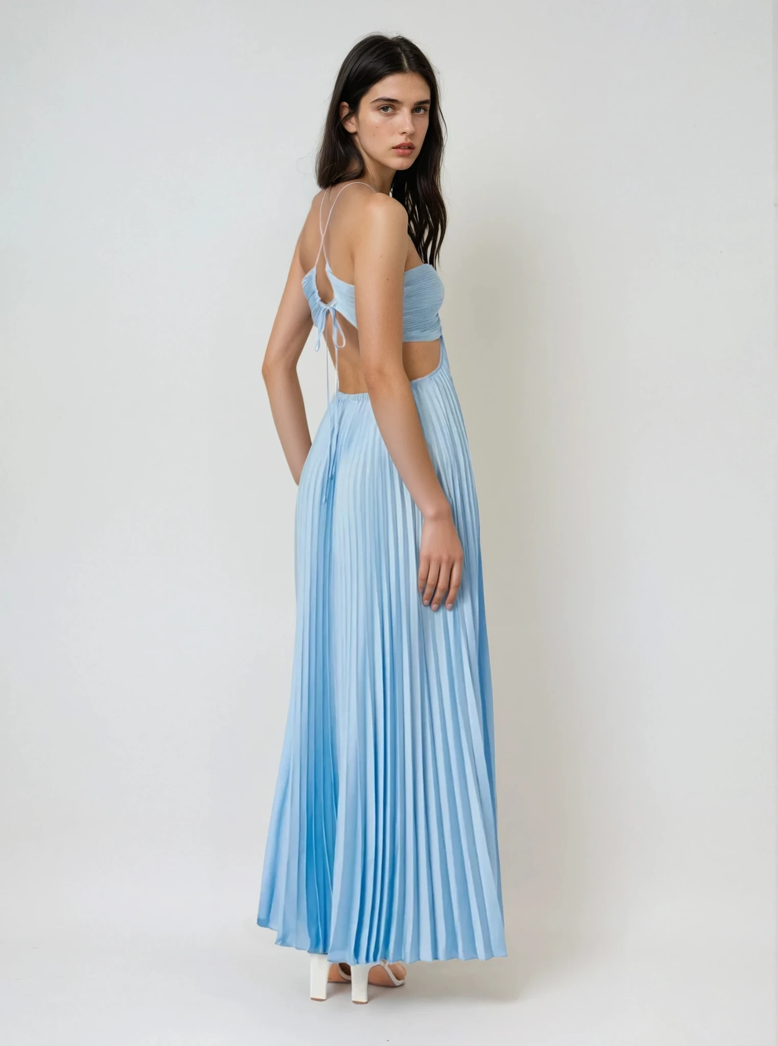 Lirys - Elegant Maxi Dress